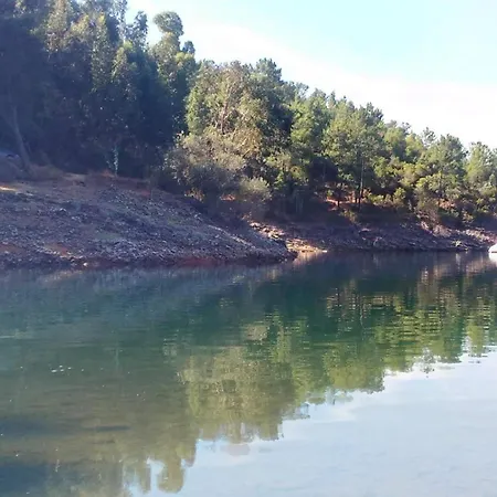 別荘 Visitar-bioucas-ii-al-q-casa-tradicional-familiar-rnal-30294-al *