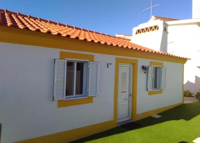 Holiday home Visitar Bioucas Ii