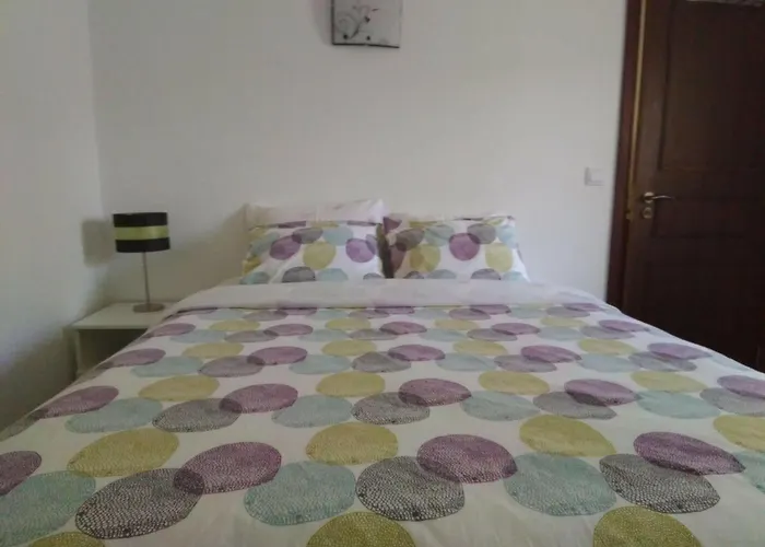 Visitar-bioucas-ii-al-q-casa-tradicional-familiar-rnal-30294-al * Souto (Santarem)